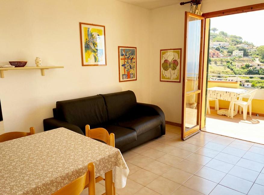 Capoliveri Appartamento Panoramico Con Terrazzo Екстериор снимка